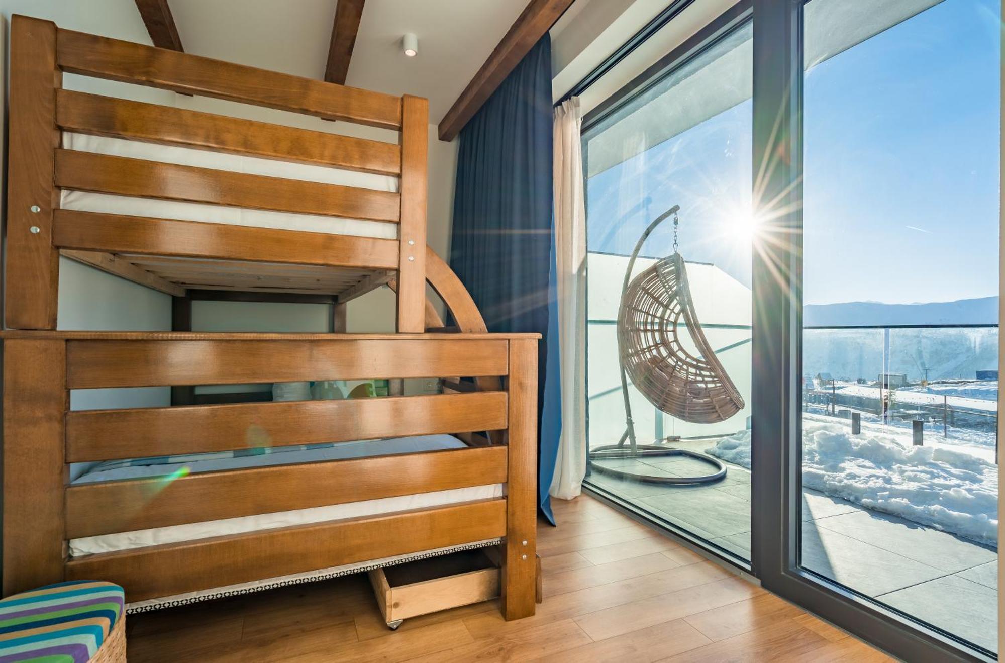 Atrium New Gudauri