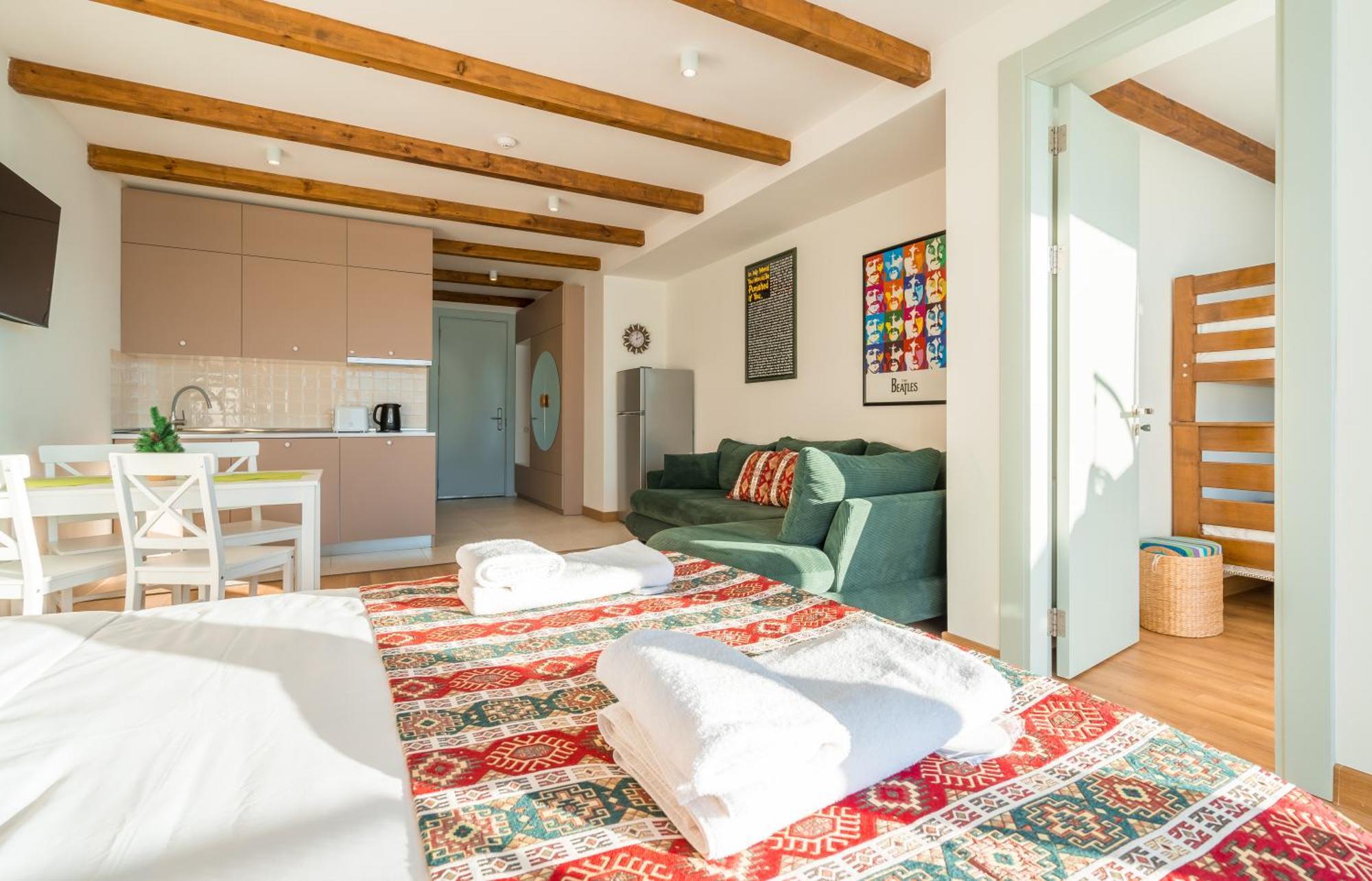 Atrium New Goudaouri